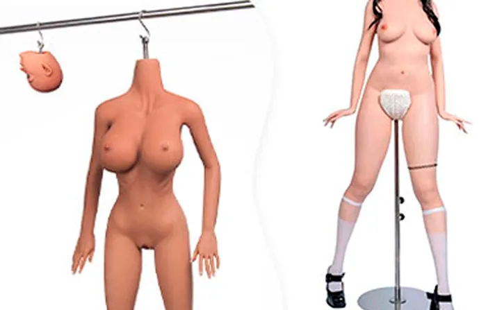 colgar muñecas sexuales